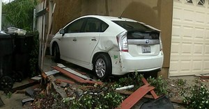 Hit-and-run driver leaves behind heap of clues