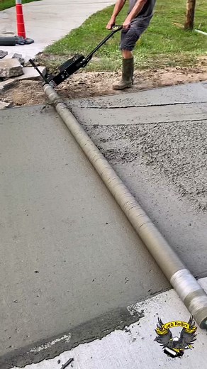 The #battscreed making #concrete flatwork easy!