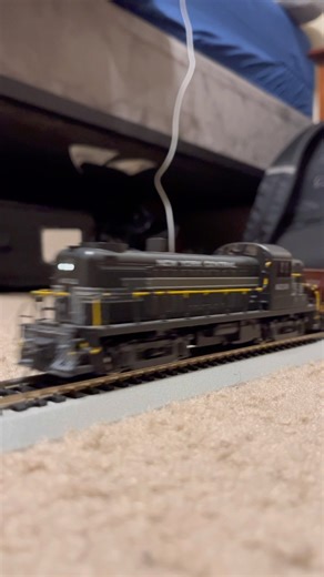 New York Central Freight! #hoscale #modelrailroad #newyorkcentral #freighttrain #train #alco #kato