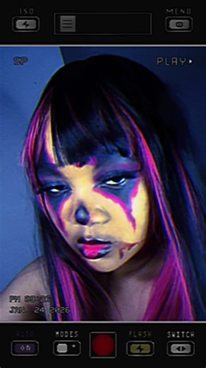Her intro awakened something in me #chucky #clowns #jennifertilly #tiffany #pink
