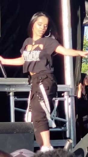 FANS DE BECKY G on TikTok