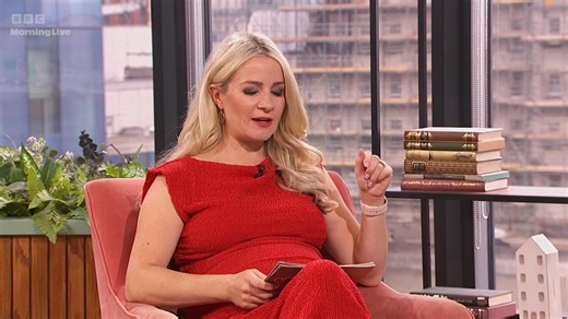 Consumer journalist Holly Hamilton answers your latest consumer questions, including how to get in touch with HMRC if they aren't answering the phone, how to get a refund on energy bills, and if it's worth paying for bin collections. To watch this in full and with subtitles, go to iPlayer and search for Morning Live from 25/06/25. | BBC Morning Live