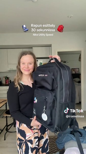 Nike Utility Speed - Matkareppu esittely 30 sekunnissa