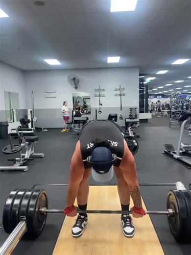 Hamiora Te Rupe (@hamioraterupe)’s videos with Rada Rada - Fredo Bang