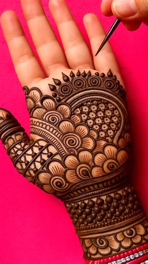 Stylish Mehndi Designs for Beautiful Hands