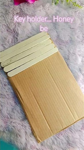 unique key holder...... #adorablecrafts #craft #diy #crafty #handmade #craftyhome #artycraftypop ..