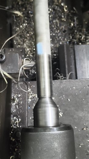 This Machine Cuts PERFECT Threads on SS Pipe 😳 all lathe machine tricks 🔥 #Shorts