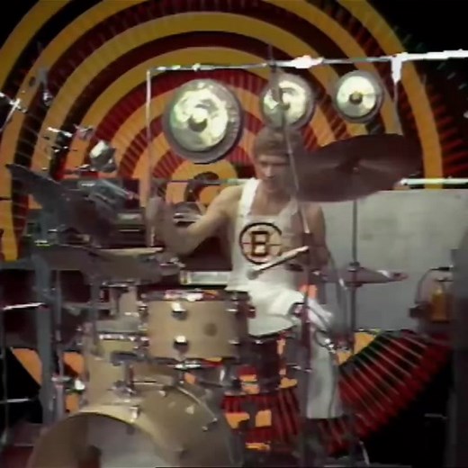 King Crimson - Starless #kingcrimson #progrock #progressive #progressivemetal #progressiverock #progrocktiktok #starless