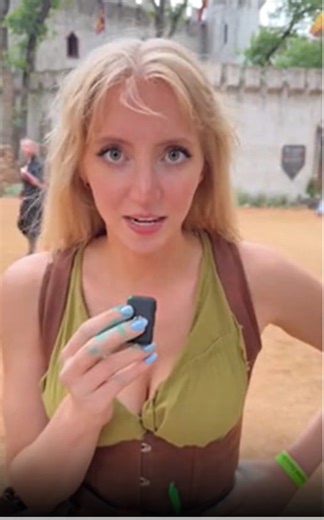 Kissing Random Strangers: A Social Experiment in Trust and Reactions