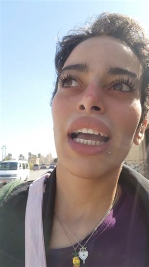 ‏hello yellow women 😂