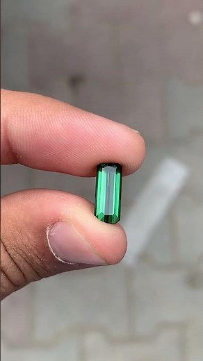 Tourmaline Stone: Meaning, Benefits & Healing Properties