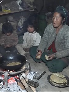 103K views · 1.1K reactions | Traditional village documentary cooking delicious food in the village.#villagelife #village #dailylife #rural #Cooking #eating #food #reals #fypシ | Village Lifestyle | Facebook