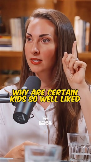 Why Are Certain Kids So Well Liked 💛 ▫️The Science of Likability A study across U.S. high schools (9th‑12th grade) dug into what makes a teen well‑liked. Looks at GPA, sports, humor, looks, extroversion—nothing stuck. The single predictor? The kid with the longest list of people they genuinely liked. They walked the halls saying “Hey, Dan,” “Hey, Sarah,” inviting others to sit, simply being a liker first. ▫️Be an Inviter, Not Just an Observer Vanessa flips the script: likability isn’t about bei
