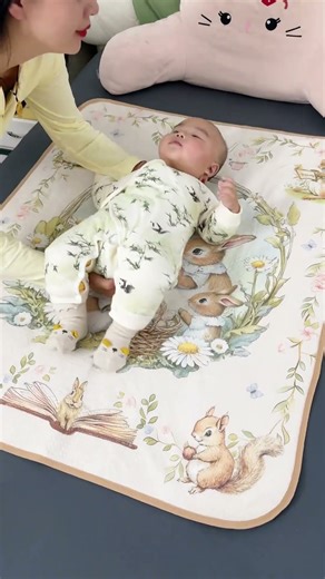 Parents Wish They Bought This Waterproof Pad Sooner#shorts #babysleep #goodthing #babygear