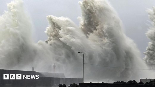 Japan storm: Nine million people told to evacuate as super typhoon Nanmadol hits