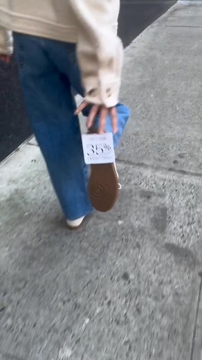 81K views · 29 reactions | ✨ Take 35% off everything when you shop our Black Friday Sale! ✨ Stock up on best-selling pumping & nursing bras, and get first dibs on new arrivals and limited-edition colorways! | Kindred Bravely | Facebook