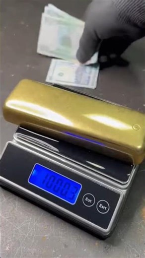 I Found a Hidden Gold Vein! (Melting 1000g Bar) 😱