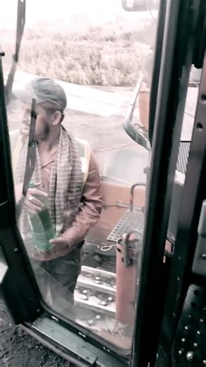 caterpillar D9 dozer interior show