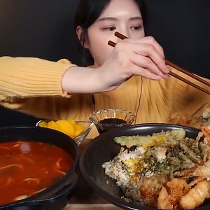 Tendon Kimchi Udon One-Shot Mukbang Video Join my group: https://www.facebook.com/groups/boki.mukbang | Yummy Boki