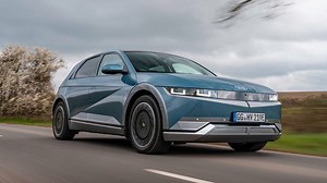 Hyundai Ioniq 5 Review 2025 | Top Gear