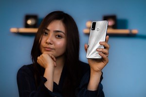 4.3K views · 43 reactions | So what do you get inside the box of the...