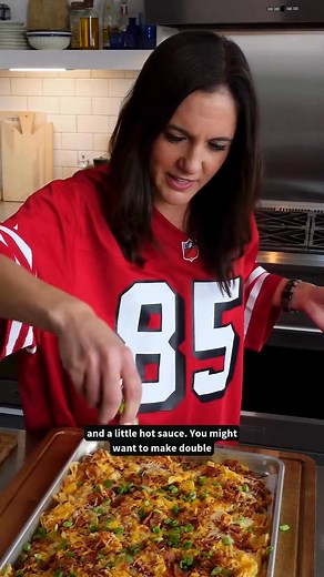 80K views · 2.5K reactions | This tray of Loaded Potato Chip Nachos is our BIG GAME  These loaded potato chip nachos are like a loaded potato skin meets a nacho. The chips get extra crispy, and the cheese holds every #foryou #foryoupage #fypシ #fyp #reels #reelsviral #reelsfb #cookingtips #Recipe #foodrecipe #food #foodie | All Delishes | Facebook