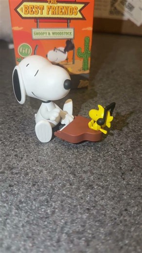 Unbox the Adorable Snoopy Blind Box Surprise! #Snoopy #Peanuts #BlindBox