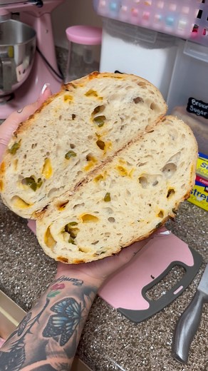 Daily Bread Loaf - Jalapeño Cheddar Sourdough 🔥🧀 One of Faith N Flour’s most-loved loaves — soft, cheesy, lightly spicy, and baked to a golden crust. Every loaf is handcrafted with patience, prayer, and intention… because in this kitchen, faith meets flour in the most delicious way. 🫶🏼 Message to order 📲 | Faith n Flour