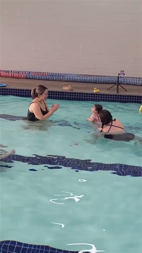 Felix’s Swim Schools Parent & Tot | Fun Baby Swim Lessons in Toronto #toronto #babyswimming