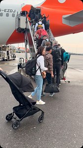 JOOLZ AER2 Our most popular travel stroller is back and better than ever before 💥 ✈️ Built in leg rest with one hand adjustment ✈️ One hand adjust harness ✈️ XL basket holding up to 8kg ✈️ Larger wheels with bigger suspension ✈️ Taller handle ✈️ Suitable from birth until 22kg ✈️ One hand fold ✈️ Hand luggage approved ✈️ Car Seat Compatible www.bababoom-boutique.co.uk #Joolz #stroller #buggy #pram #travel #holiday #aeroplane #JoolzAer2 | Bababoom