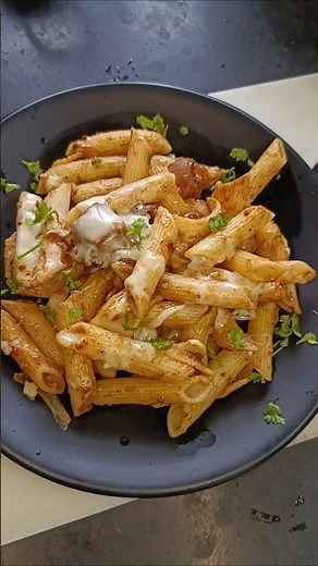 Cheesy Chicken Pasta | Creamy & Delicious Homemade Pasta Recipe | Mumpy's Kitchen