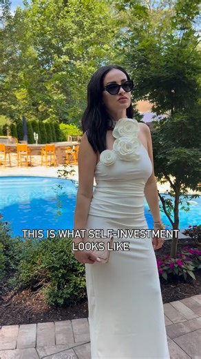 Lily Hancock | Beauty & Lifestyle on Instagram: "This is what self-improvement actually looks like. Medical-grade skincare. In-office treatments. Consistency. Discipline. I’m choosing myself, my skin, and my long-term results. This isn’t vanity…it’s an investment in confidence, skin health, and showing up as my best self every day. Because glowing skin is built, not filtered 💉🧴💆‍♀️ #RevisionSkincare #MedicalGradeSkincare #SkinInvestment #SelfImprovementJourney #SkinGoals #HealthySkinRoutine #