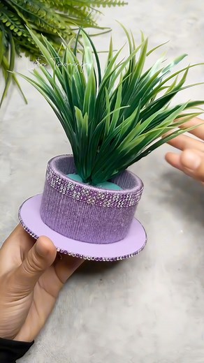 681K views · 14K reactions | Kalian team kumpulin / dibuang roll bekas lakbannya? #rolllakban #diy #craft #tutorial #daurulang #listatsurayya | Lista Tsurayya | Facebook