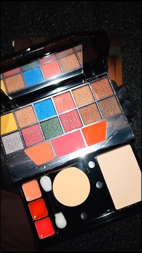All in One Makeup Kit Multicolor Cream High Pigment All Skin Types. Price:1999Rs