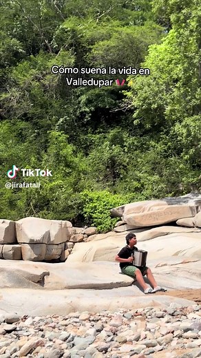 Cómo suena la vida en Valledupar: acordeón, Guatapuri y festival