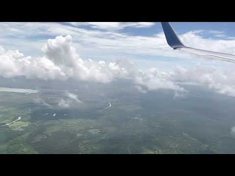 Landing and taking off from Belize city 🇧🇿
