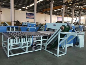 [Hot Item] Automatic PVC Lvt Spc WPC Floor Cutting Punching Production Line