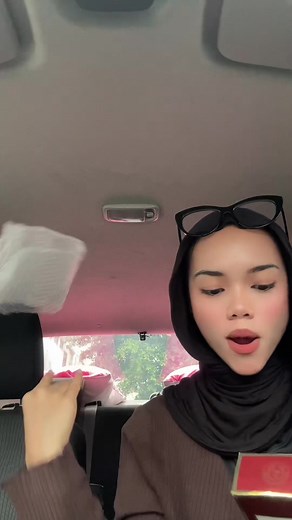 First time cuba perfume bau bau macam ni terus jatuh cinta😍 #ameeratperfume #yaraperfume #fyp #perfume