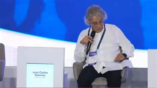 Hace poco escribí un proyecto de acto legislativo para que, en línea con lo sugerido por el CARF, acabemos con el déficit fiscal y el sobreendeudamiento mediante una regla fiscal de rango constitucional.Si algún congresista electo desea llevarlo al Congreso, se lo paso.