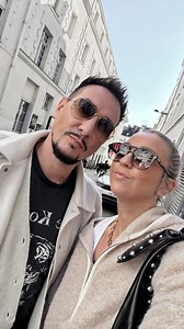 Ok je sors ! 🙃😅 En plus, je déteste cette musique et toi ? • musique • blague • vidéo drôle . humour . chanson #bulledegaelle #videodroles #messagedrole #justepourrire #chansonfrançaise | BLOG BULLE De Gaelle