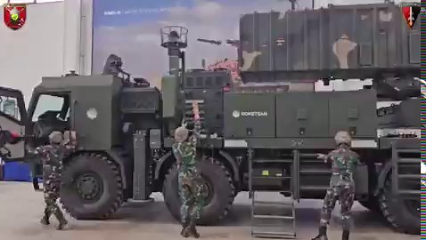 🇮🇩🇹🇷 INDONESIA's Turkish-made #Bora (#Khan) missiles feature INS/GPS/GLONASS navigation and can strike targets (inc. individual buildings) with devastating power, ensuring total destruction. 💥