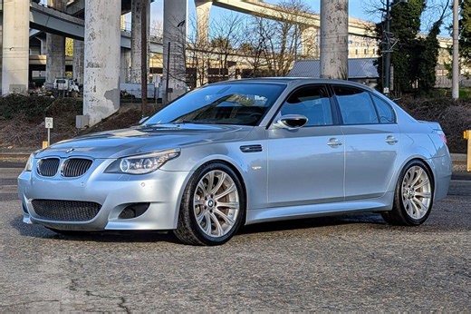 2007 BMW M5 - 6-Speed Manual, 500-hp V10, Highly Equipped