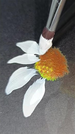 White Flower Acrylic #Shorts #AcrylicPainting #WhiteFlower #ArtShorts #FlowerPainting #RelaxingArt