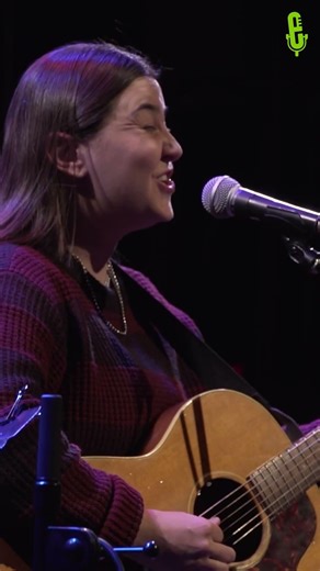 Katie Pruitt: "Normal" (live on eTown)