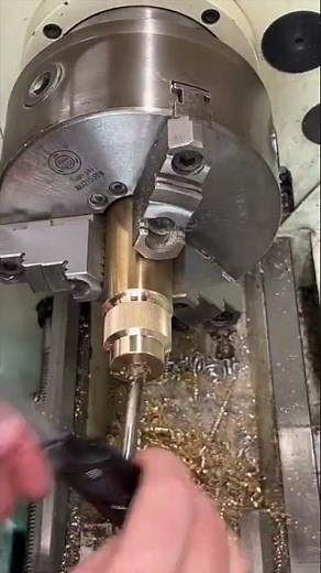 Machining a new knob for an old delta scroll saw