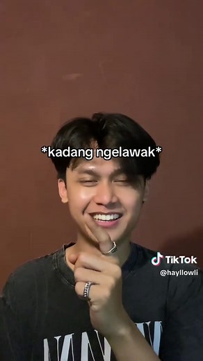 Understanding Ambiverts: Exploring the Complexities of Being an Ambivert