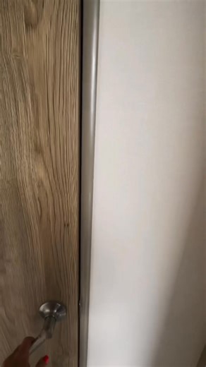 😳Remaining Osprey availability for 2025😳 Nov Mon-Fri 10th-14th £495 ❎now £445 Fri-Mon 14th-17th £545 - ❎now £490 Mon-Fri 17th-21st £495 ❎now £445 Dec Mon-Fri 1st-5th £495 ❎now £445 Fri-Mon 5th-8th £545 ❎now £490 Mon-Fri 8th-12th £495 ❎now £445 Mon-Fri 15th-19th £595 ❎now £535 Fri-Tues 19th-23rd £695 For the reduced pricing advertised above please use code 10%OFF on the website http://luxurylakesideretreat.com NB this code is only available on the reduced dates as listed above Lakeside hot tub 