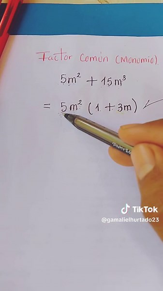 Factor común monomio #parati #fyp #educacion #factorizacion #factorcomun #matematica #estudiantes #secundaria #colegio #escuela #alumnos #algebra #aprendeentiktok #viral #tiktok