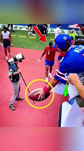 How to Get an Autograph from Your Favorite Celebrity