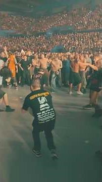 DEFTONES My Own Summer (shove it) Brisbane entertainment centre 6/5/26 #deftones #moshpit #concert